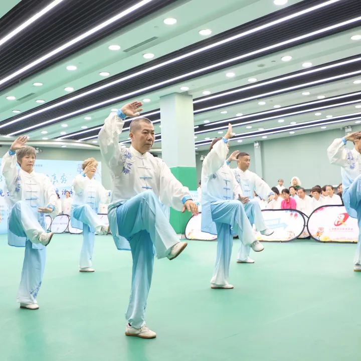 英雄联盟全新官方网站-腾讯游戏(图1)