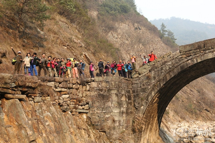 2026莫尔道嘎森林旅游3天2晚徒步团怎么选旅行社不被低价忽悠？(图1)