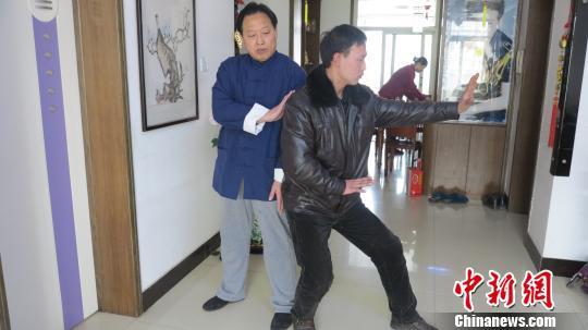 对比太极拳和八卦掌浅析王宗岳《太极拳论》的“理为一贯”(图1)
